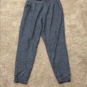 Men’s L black and grey joggers.